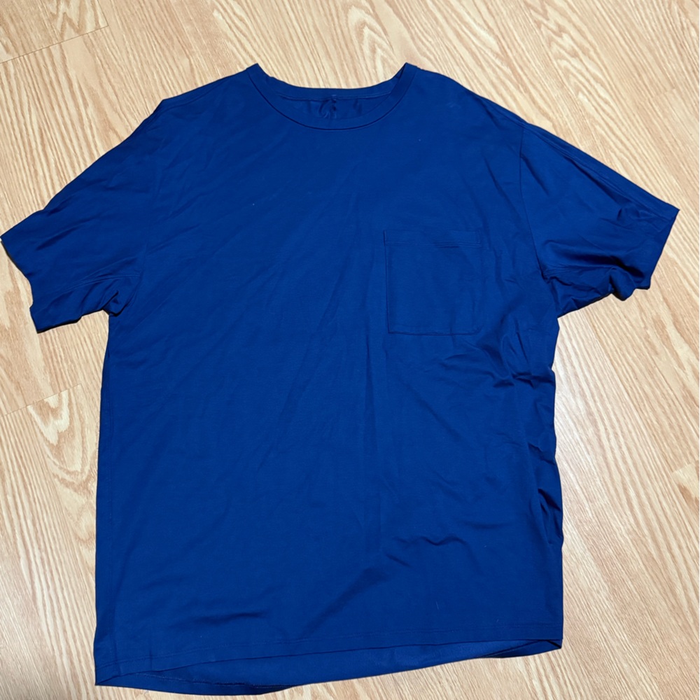Lululemon Fundamental Oversized Pocket Tee
